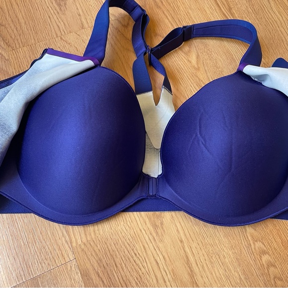 Victoria’s Secret Knockout Sports Bra - Picture 8 of 14